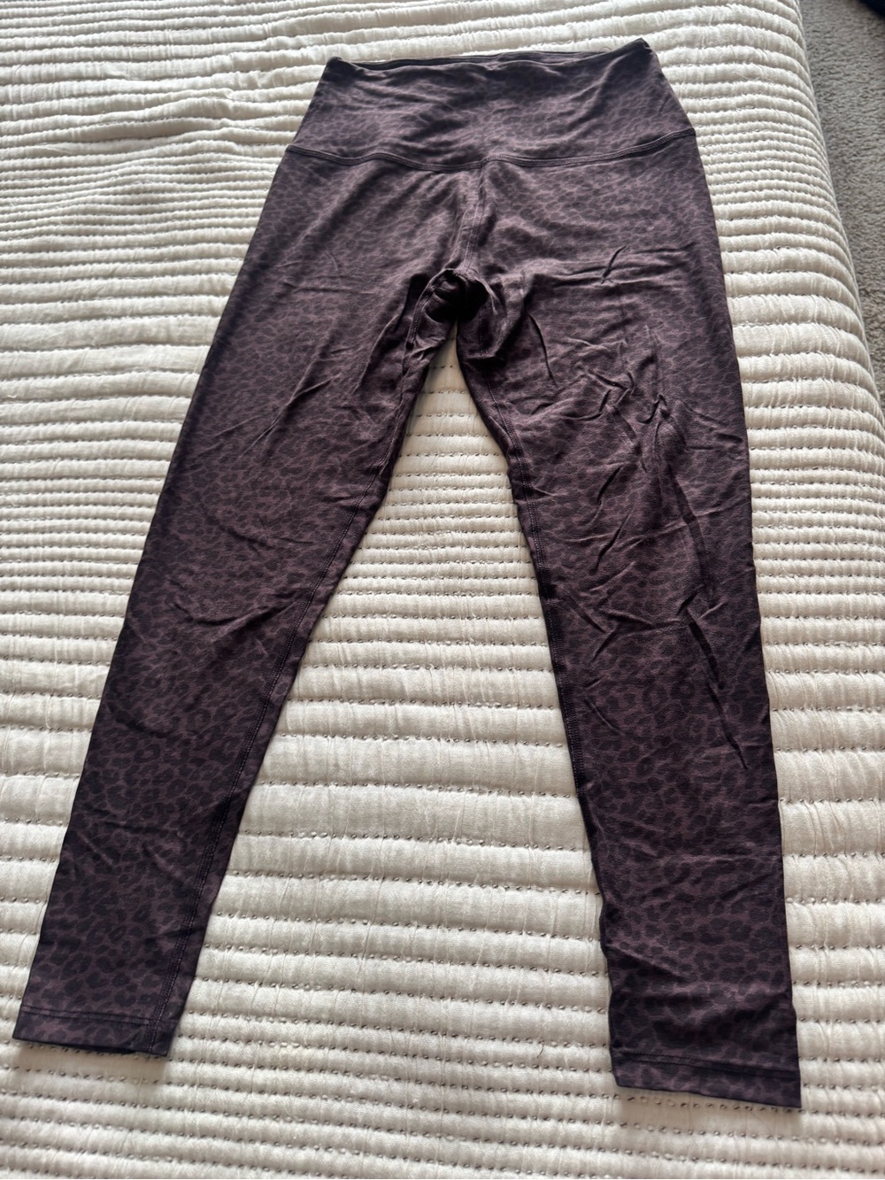 Beyond Yoga leopard print leggings